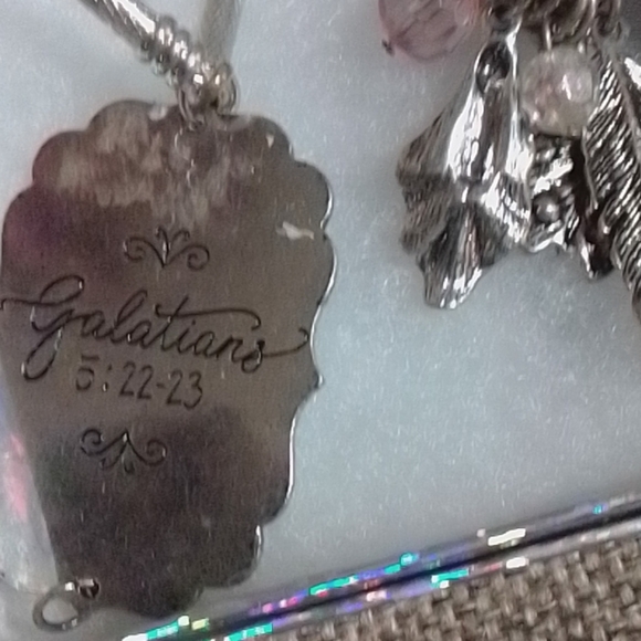 New 2 Bracelets Beautiful Wings Bible Verse. - Picture 2 of 3